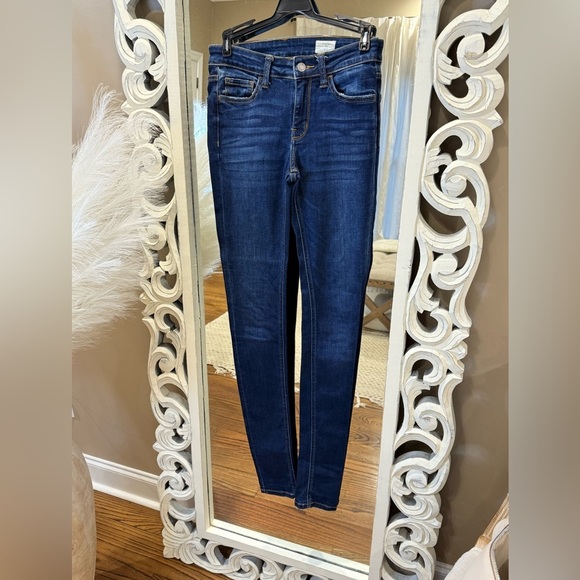 Women’s BRIDGE BY GLY Mid Rise Skinny Stretch Jean- dark wash. Size 25/35 - Picture 5 of 6